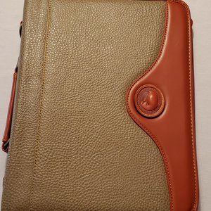 Dooney & Bourke Zipper Portfolio